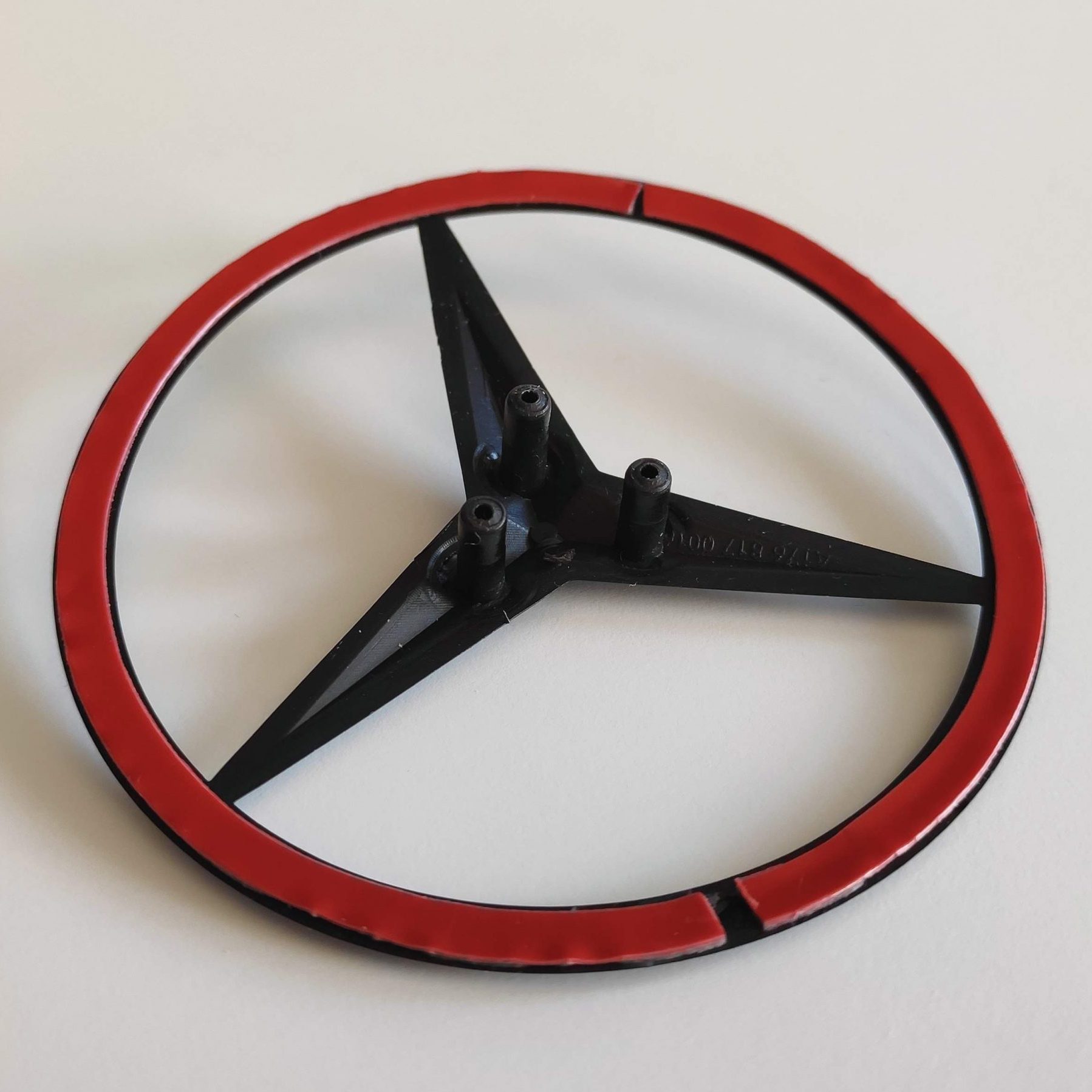 Stemma Logo Posteriore - Mercedes A W176 - A 176 817 00 16 - 80mm - Nero Lucido - immagine 4